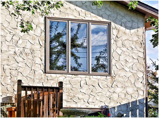 2 Windows That Look Good for an American Farmhouse