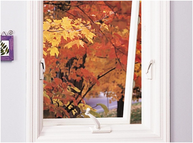 Dress Up Your Windows: Find the Ideal Hardware